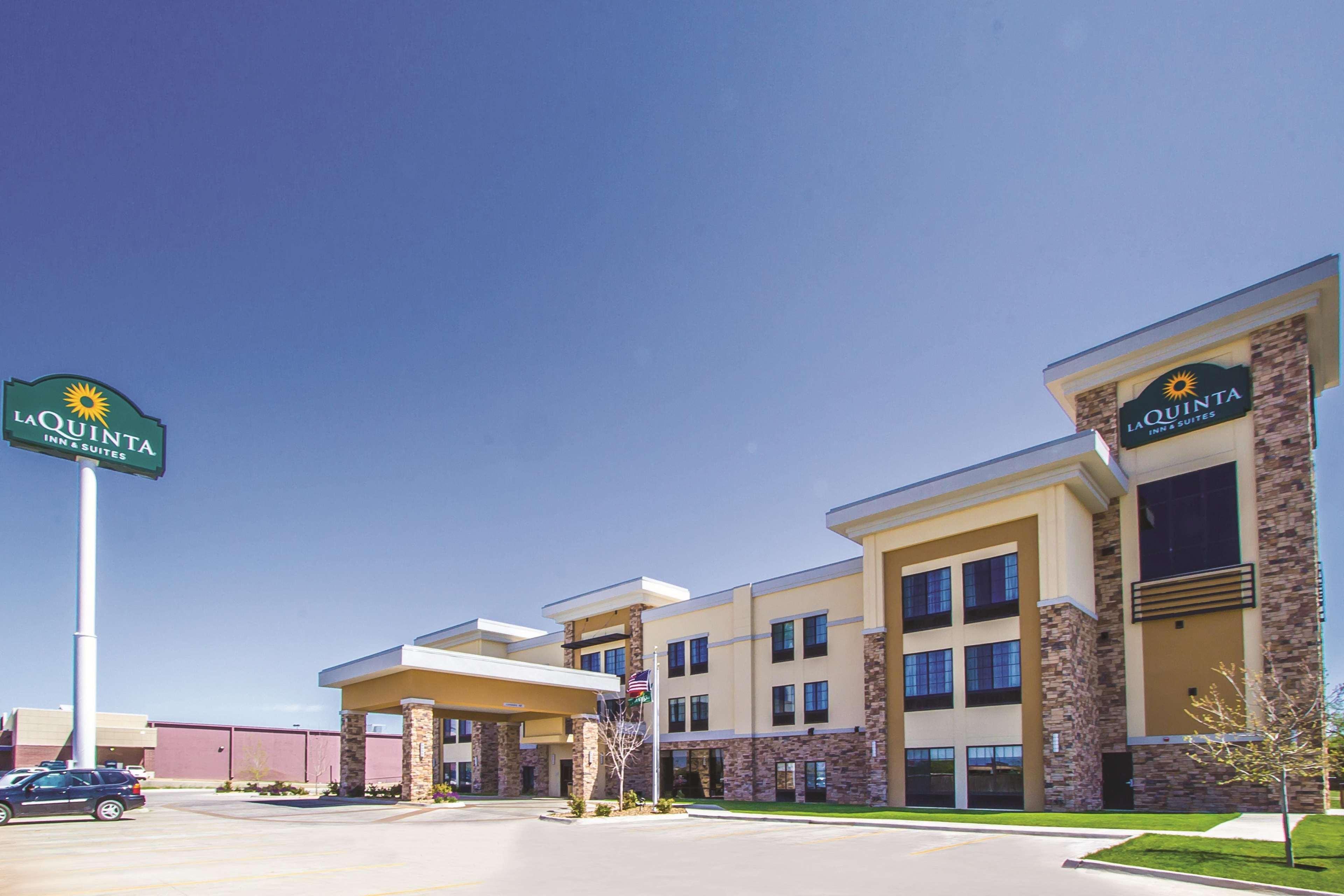 Hotel La Quinta By Wyndham Pampa Exterior foto
