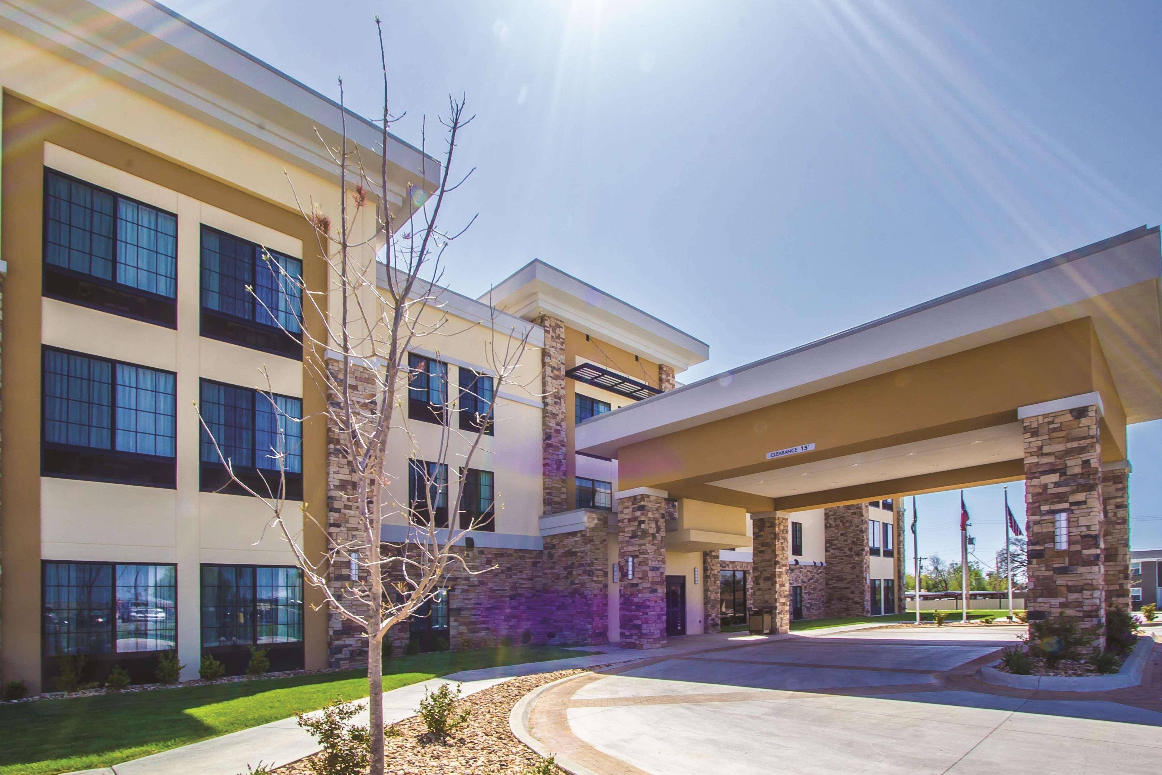 Hotel La Quinta By Wyndham Pampa Exterior foto